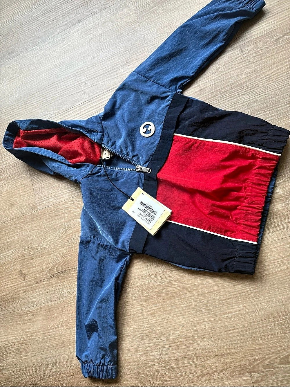 Gucci XMA03 Color Block Jacket in Blue & Red Size Medium NWT
